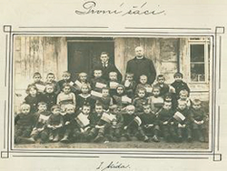 První žáci školy v Kryrech